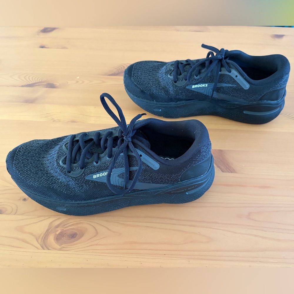 Brooks Women’s Ghost Max Running Shoes